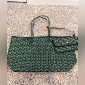 INSPIRED Gyard tote medium size in green